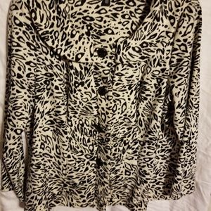 Plus size jacket pit to pit 27"